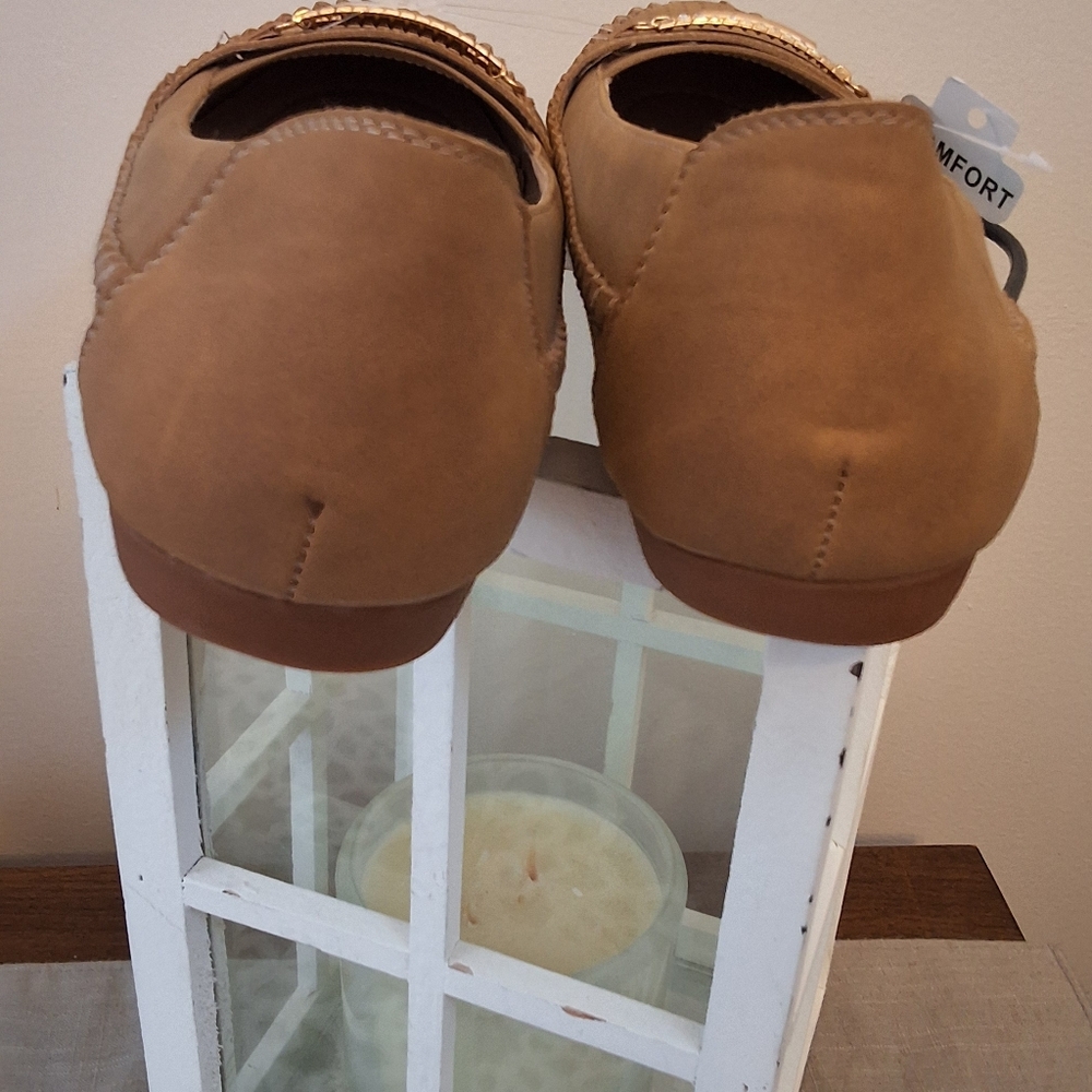 AMBU, NWT, 10, Woman's Embellished Shoes - Picture 7 of 8